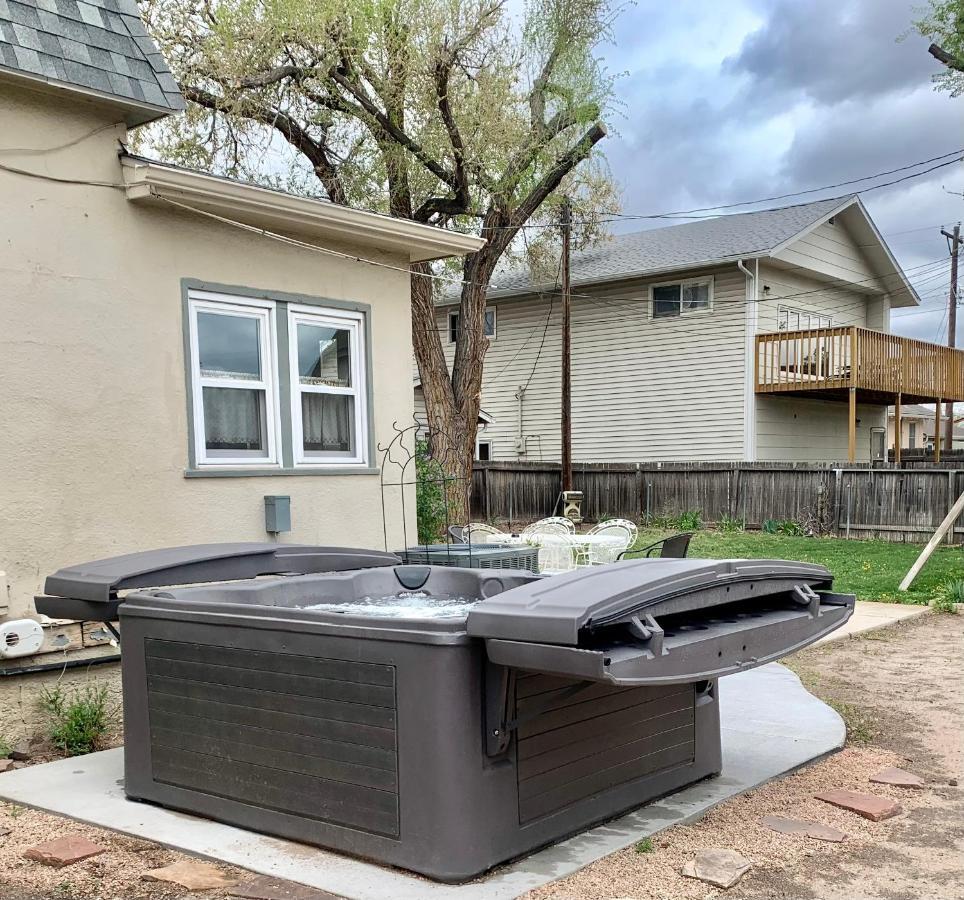 Garden City House With Hot Tub Colorado Springs Extérieur photo
